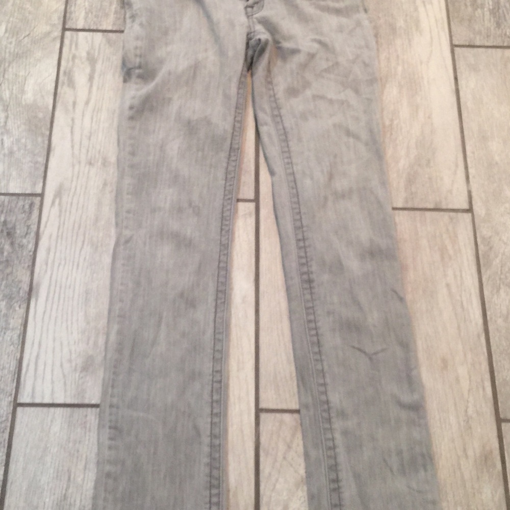 Roxy women’s Juniors gray jeans size 7